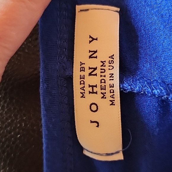 Made by Johnny top, size M - Picture 2 of 3